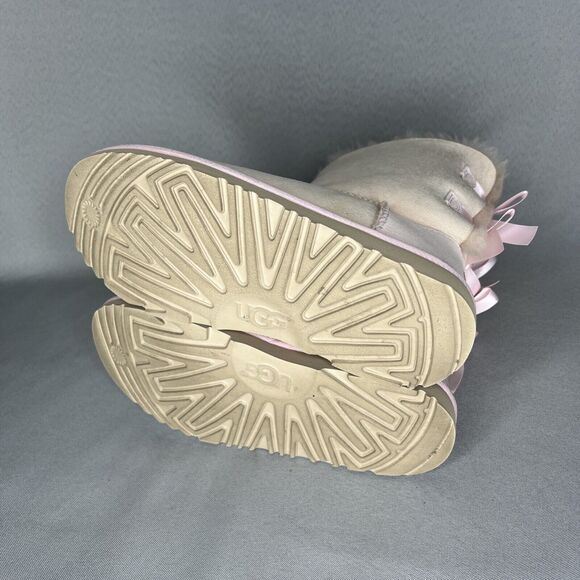 Girls UGG Boots Bailey Bow Baby Pink Suede Wool Coquette Rare Collectors Sz 3 - Picture 16 of 16